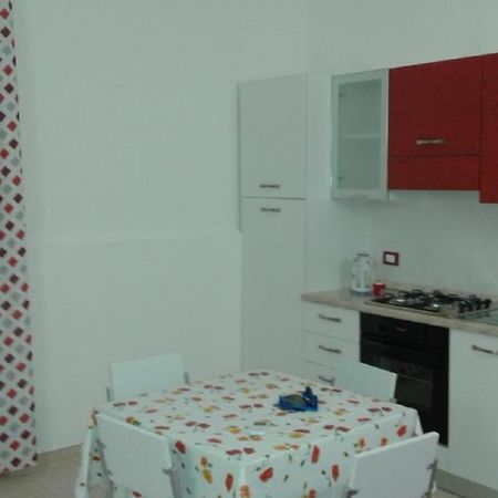 Malvarosa Apartments 切萨雷奥港 外观 照片